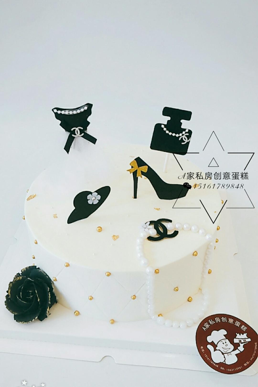 牵手相伴，白头偕老🎎