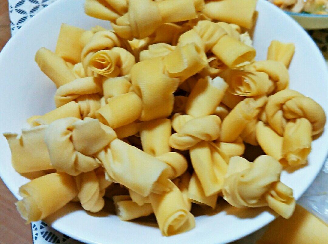 刘老姥做的自制豆腐皮千张结