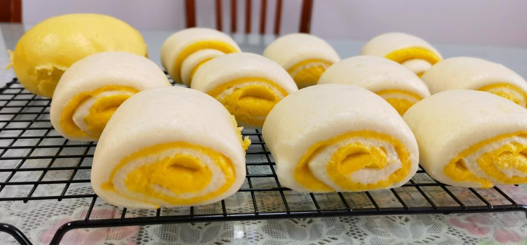 高颜值南瓜双色小馒头