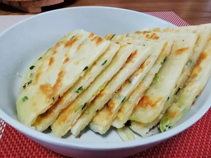 葱油饼（附外酥里嫩的技巧）