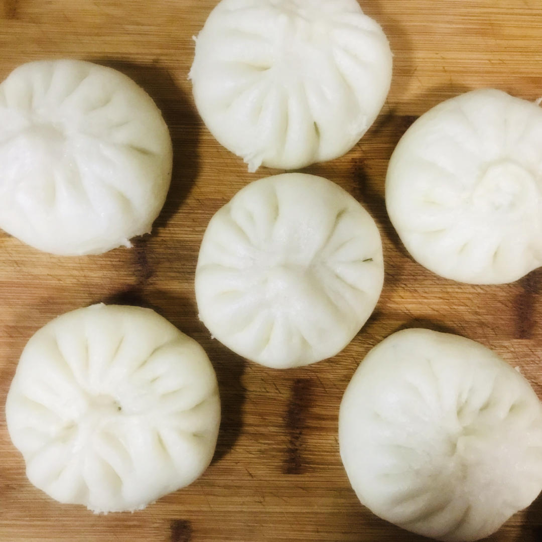 茴香鸡蛋包子