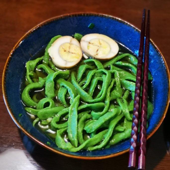 菠菜汁面条
