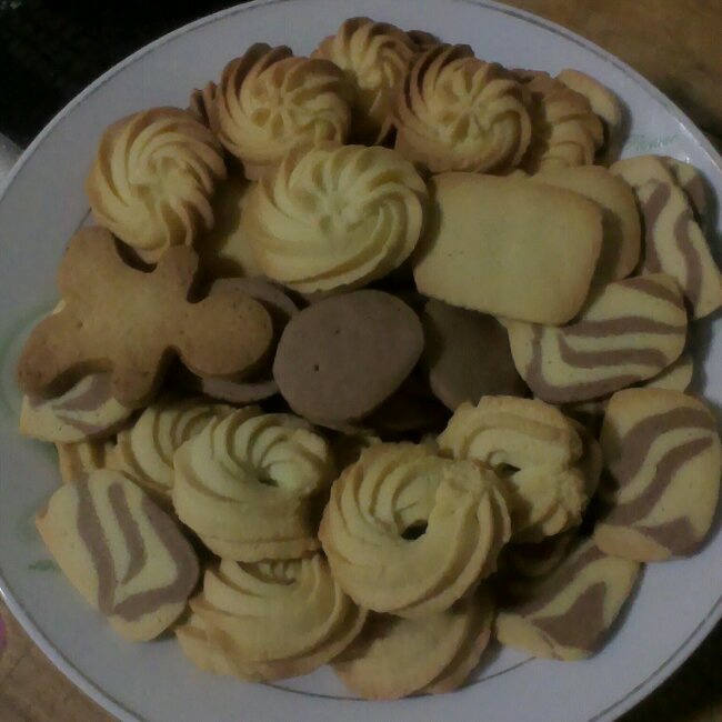 多种口味曲奇（香草、巧克力、抹茶）