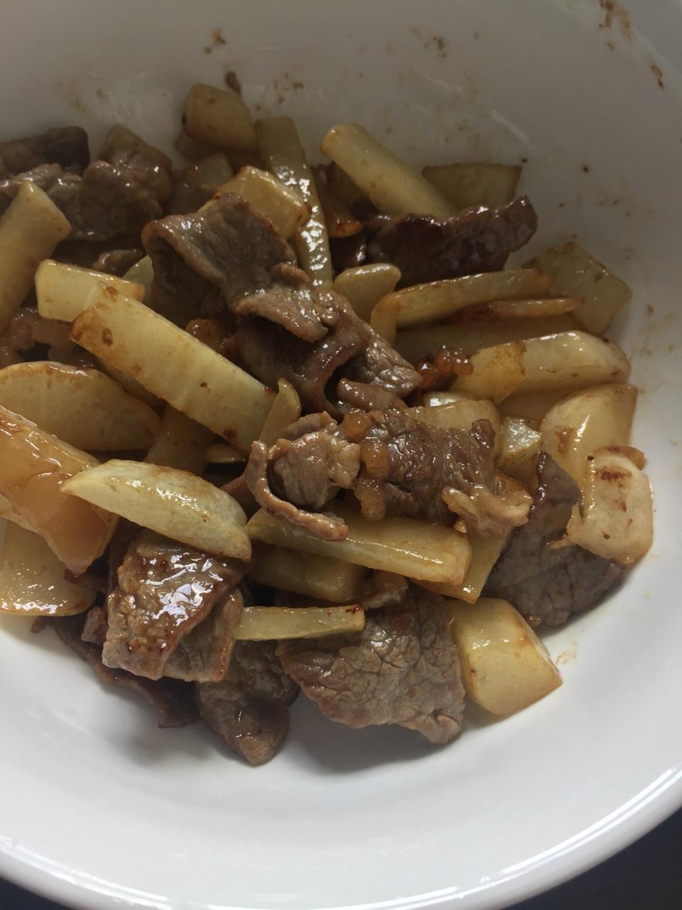 萝卜炒牛肉（超下饭感动哭系列）