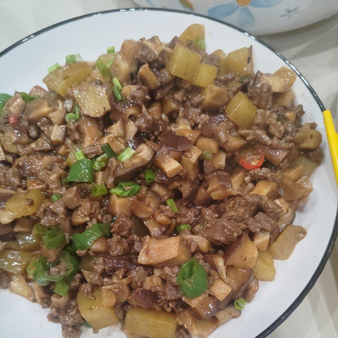 ㊙️香菇土豆肉沫拌饭❗️比外卖还好吃