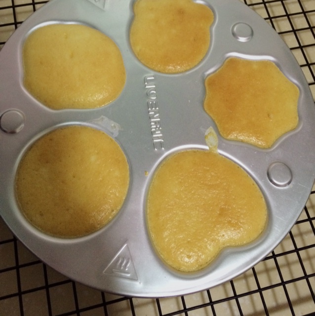 奶香迷你蛋糕仔