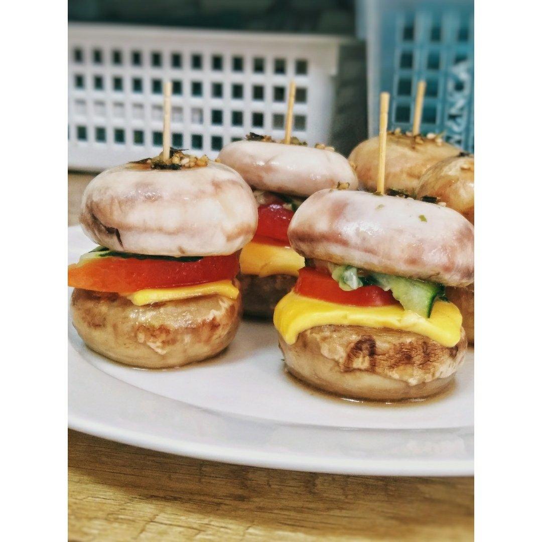 10m+ 口蘑迷你汉堡，一口一个鲜掉眉毛！