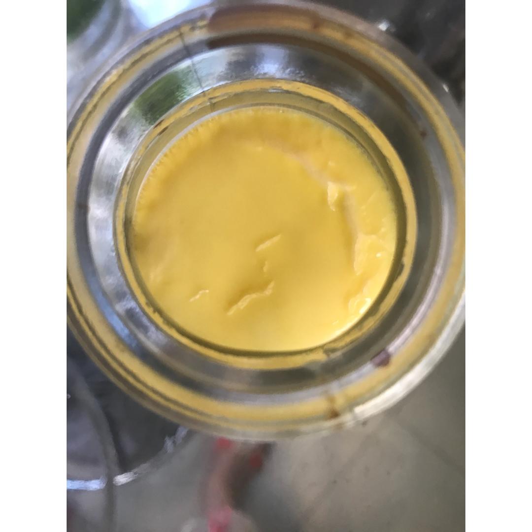 Crèmebrulée。法式烤布雷。焦糖布丁。
