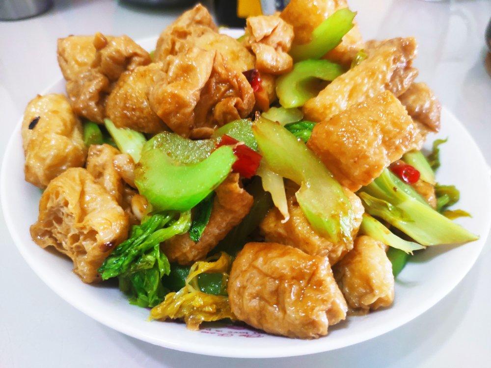 嘴不刁做的香辣油豆腐
