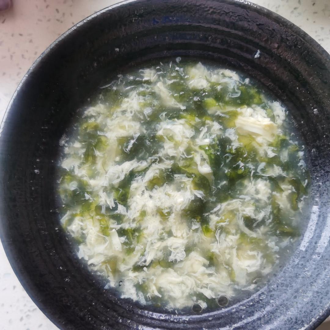 一碗漂亮又鲜嫩无比的基础蛋花汤