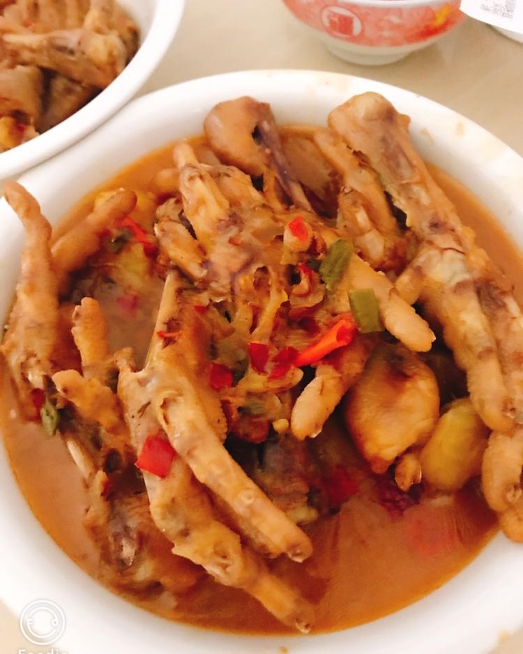 超入味的鸡爪煲，吃过就忘不了