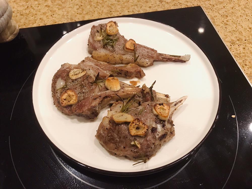 圣诞香草烤羊排——松下NU-SC88高温蒸烤箱