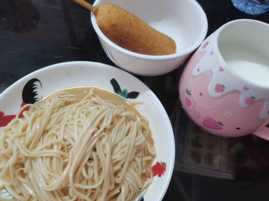 大兰的早餐桌