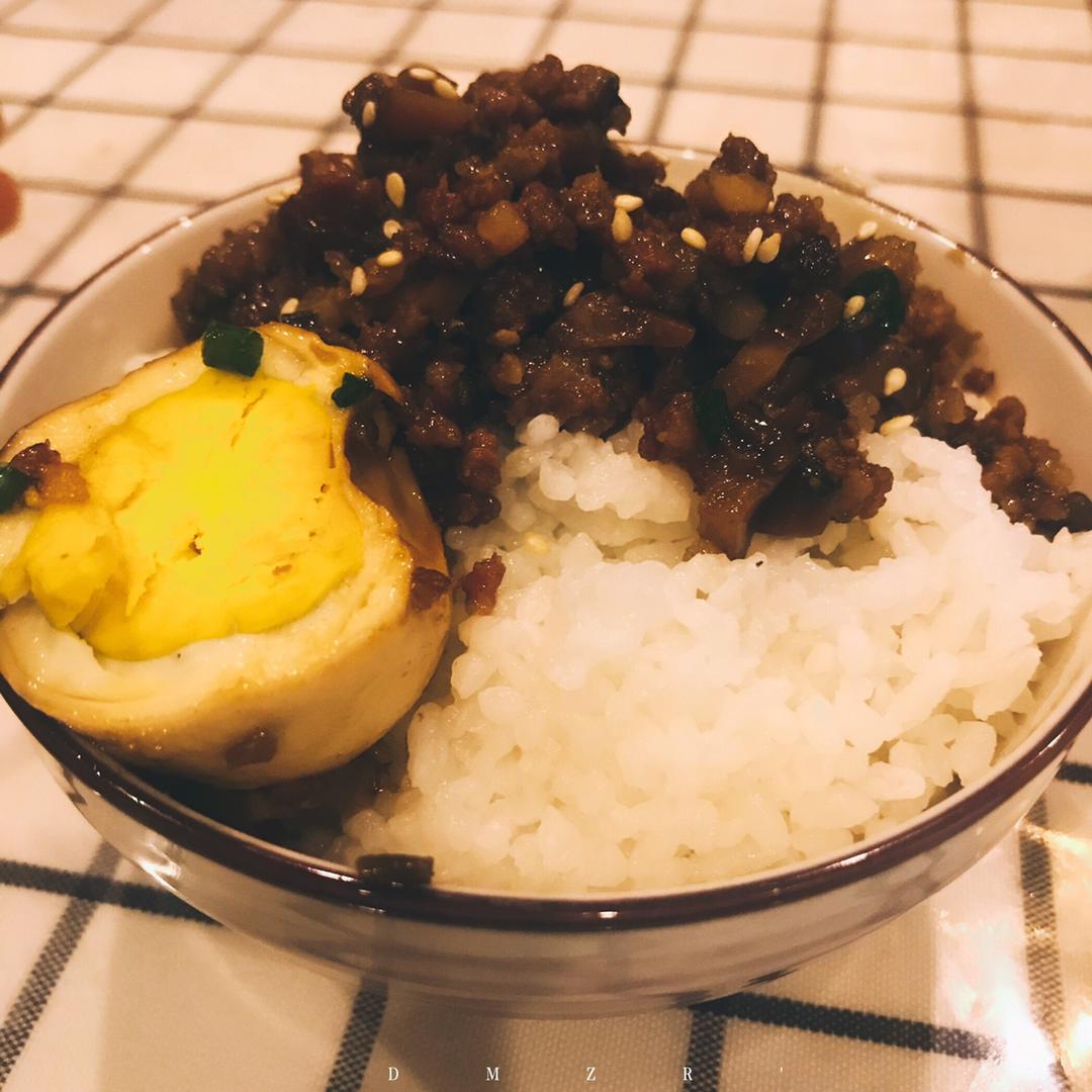 肉燥饭｜一条视频