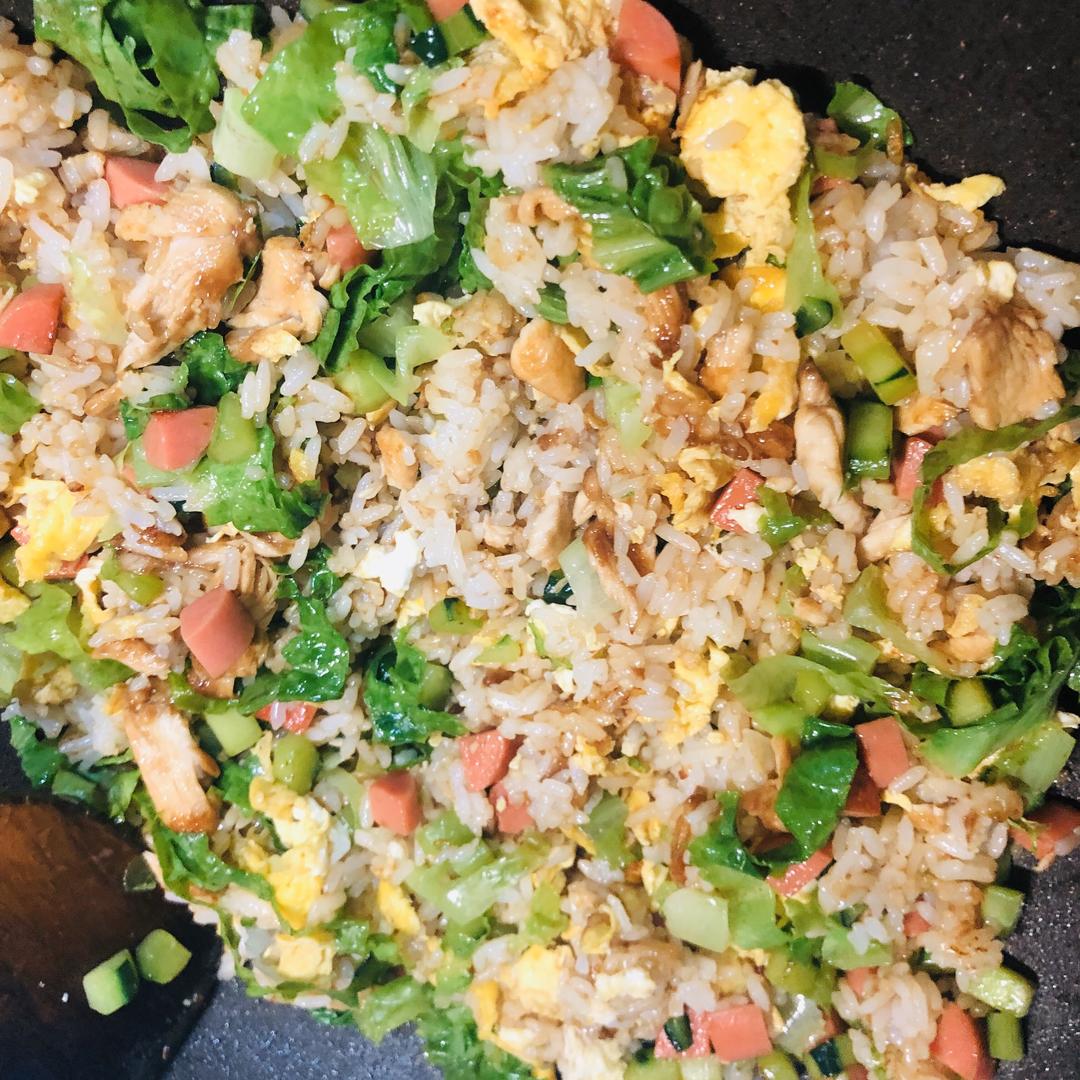 鸡胸肉生菜蛋炒饭（低脂健康）