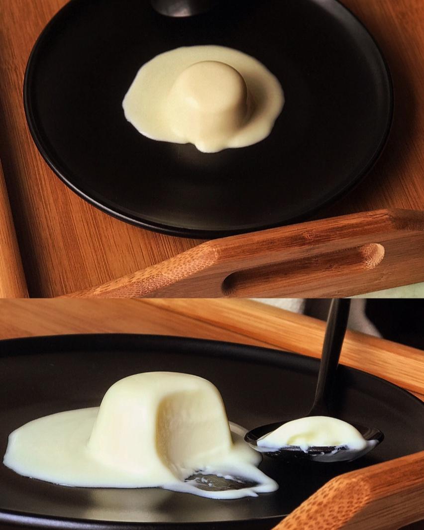 百香果酸奶意式奶冻<Passionfruit Yogurt Panna Cotta>