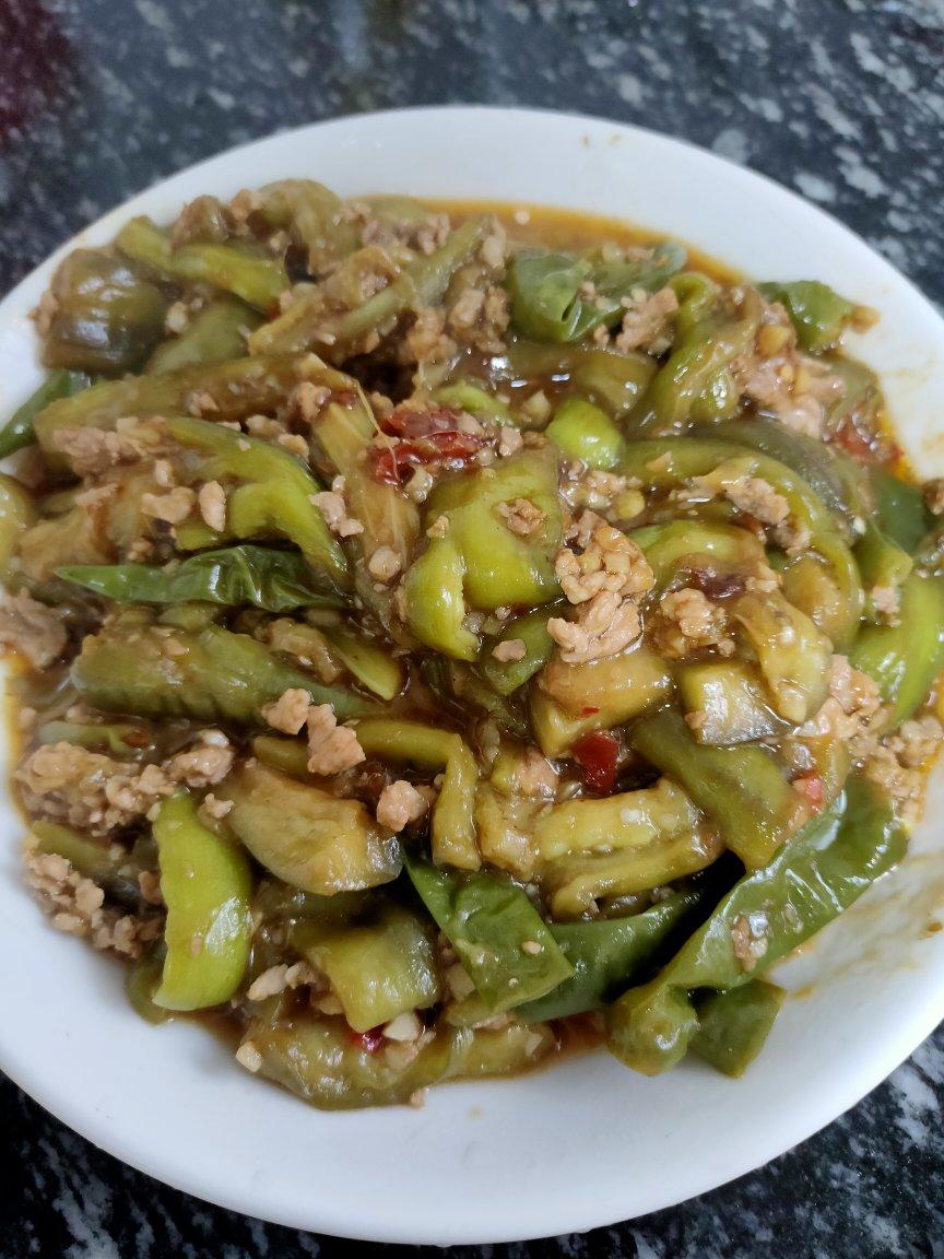 芹子4做的肉末茄子