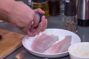 日式鲈鱼炖饭的做法 步骤7