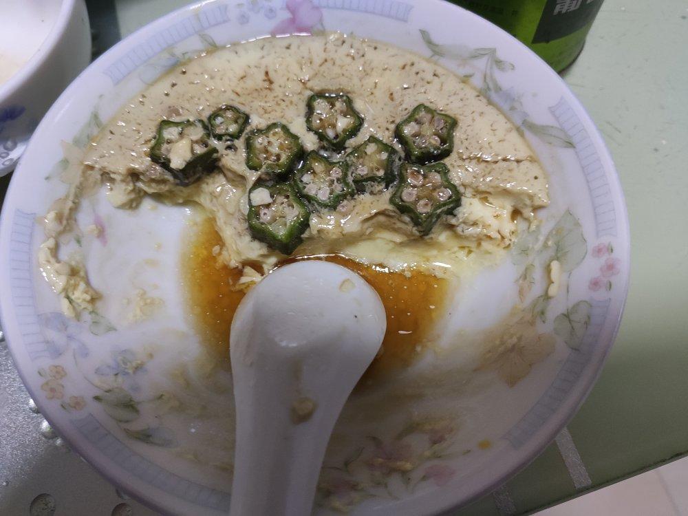 颜值控-做一朵开在碗里的花秋葵蒸水蛋