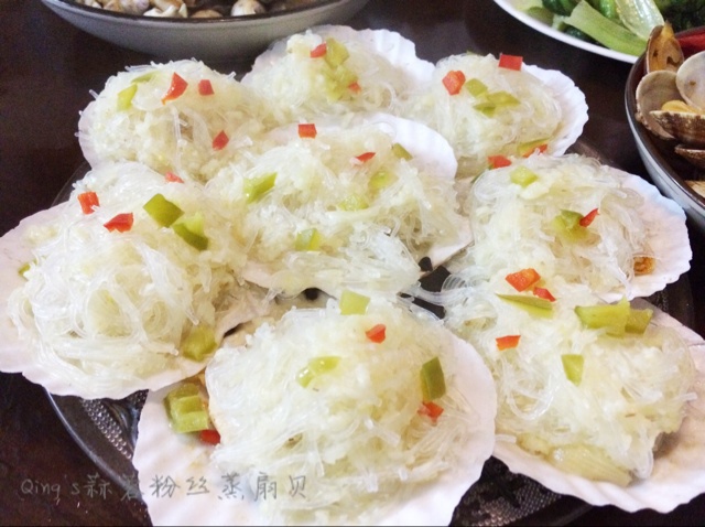 蒜蓉粉丝蒸扇贝