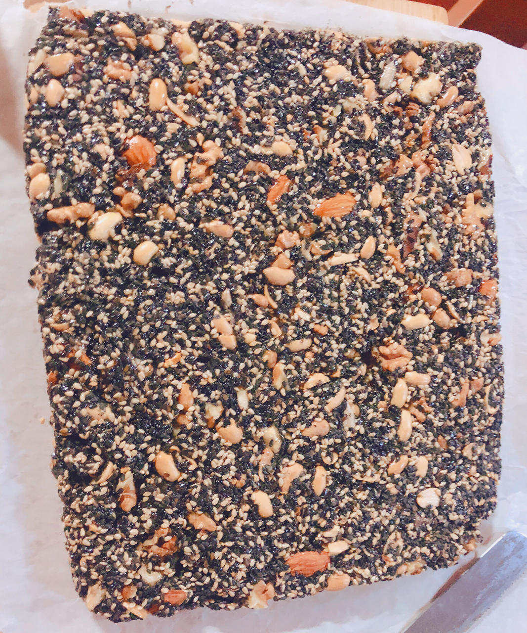 枸杞核桃花生黑芝麻片