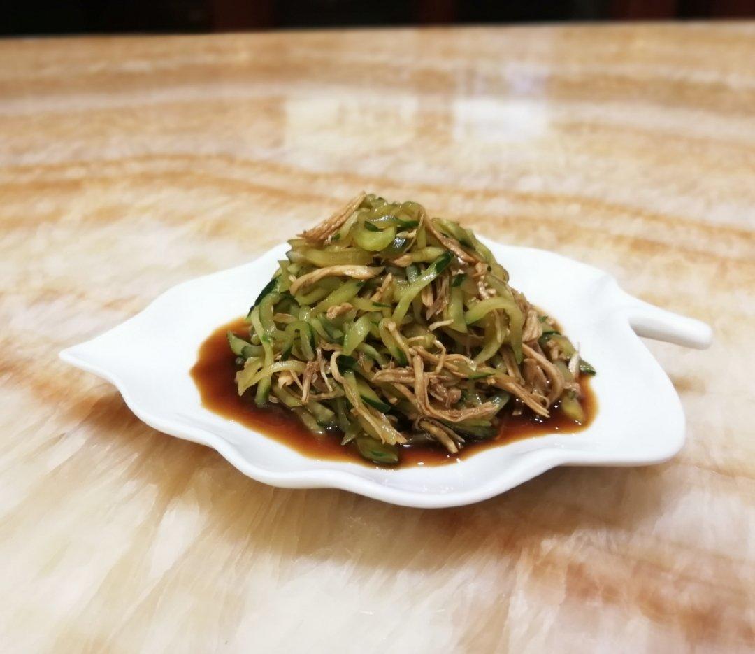 凉拌黄瓜鸡丝【万能凉拌汁】