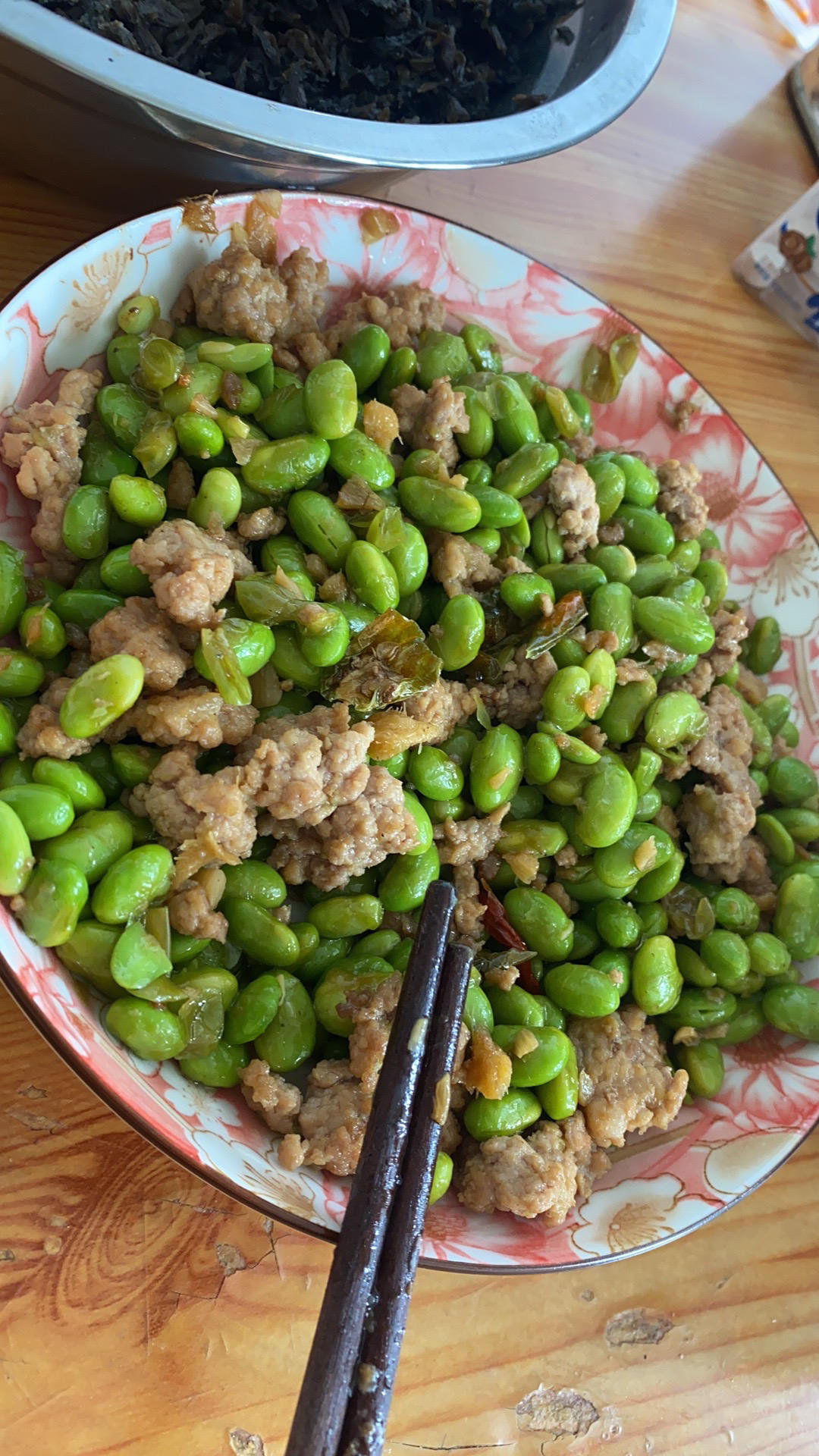 家常菜肉沫毛豆