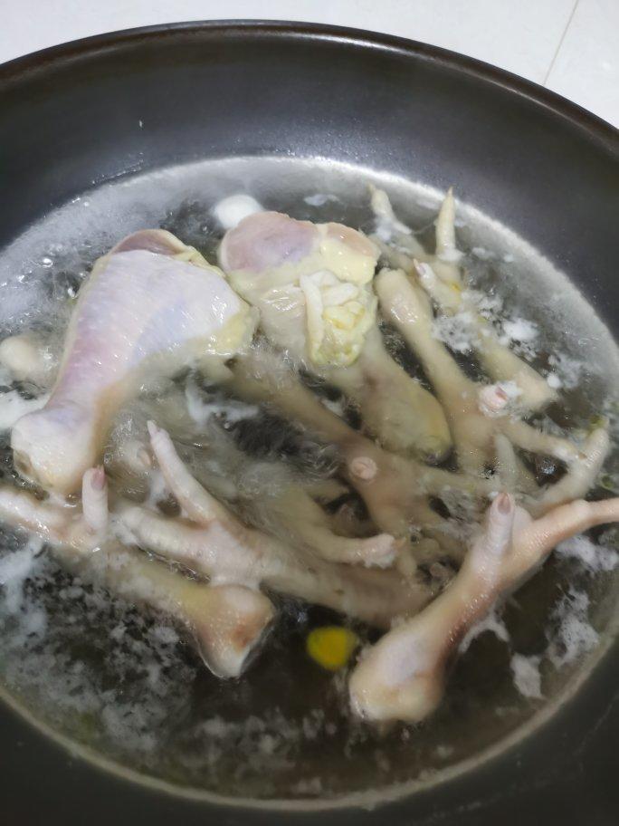 电饭锅卤鸡爪
