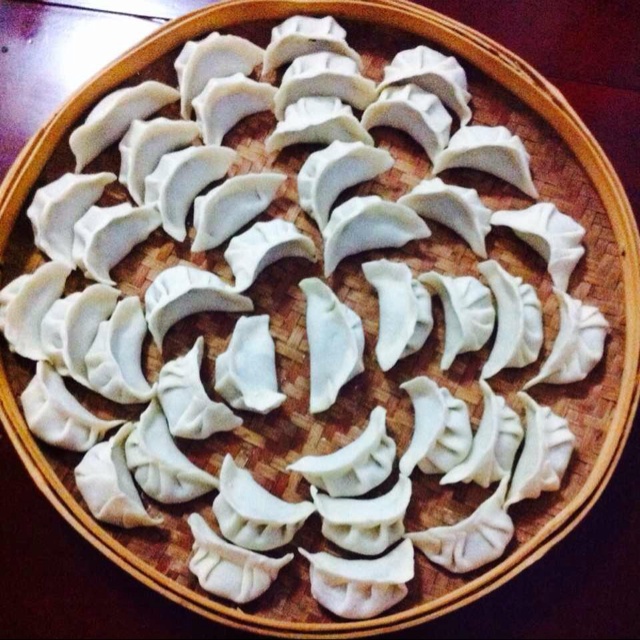 姥姥家的荠菜饺子