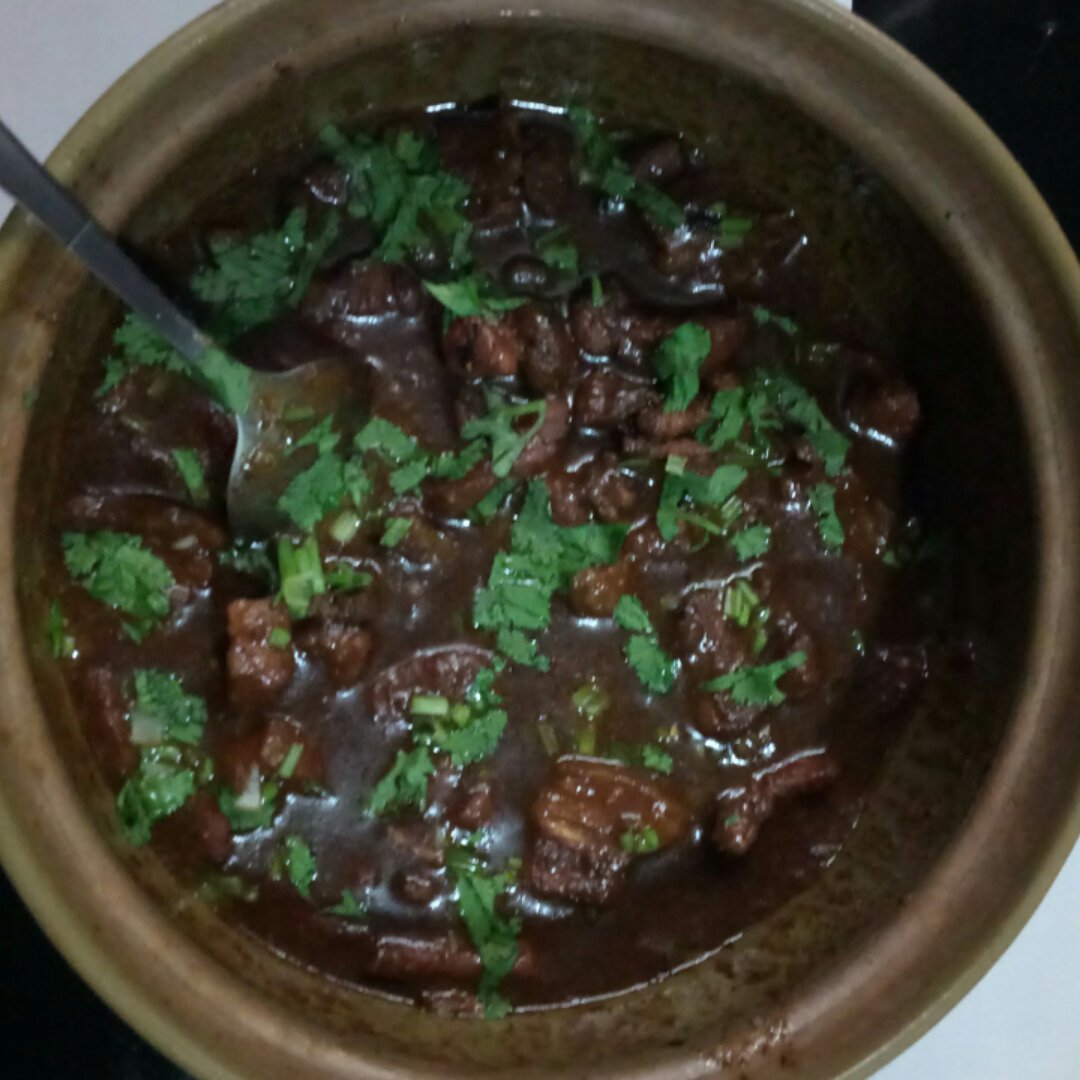 砂锅红烧肉