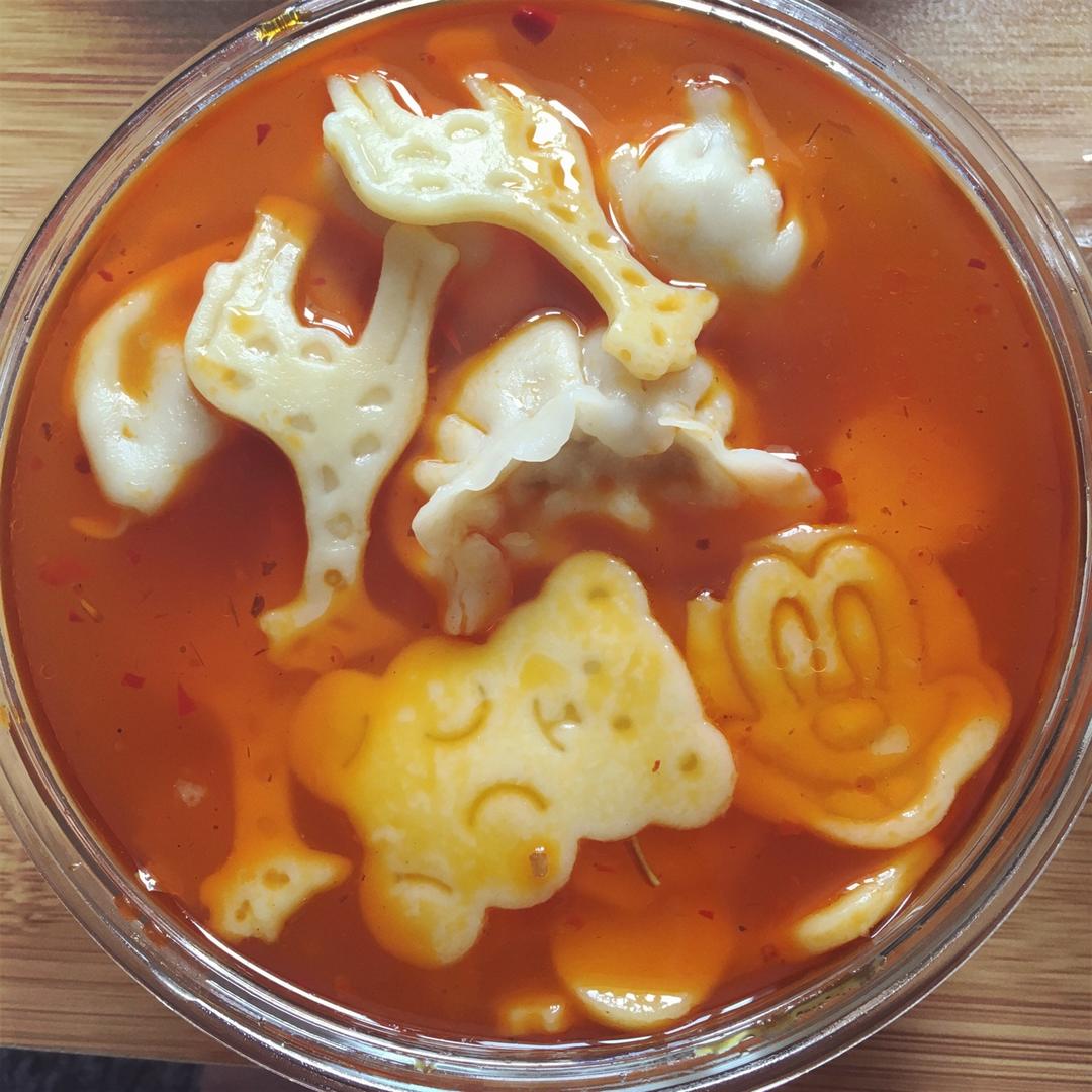 儿童蔬果卡通面片，纯蔬果汁无添加