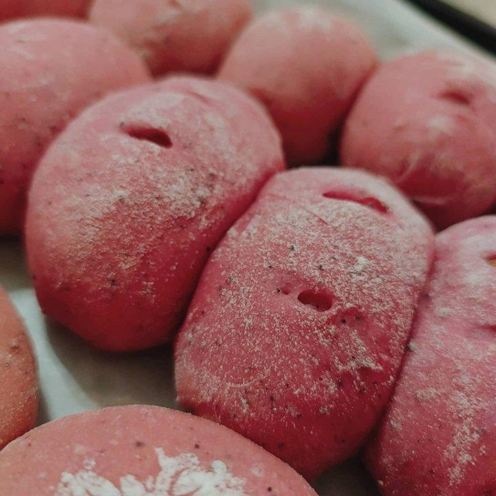 火龙果面包