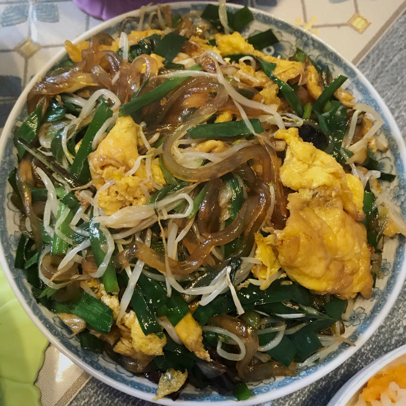 网红同款🤩爆炒“鸡蛋粉丝韭菜豆芽菜”