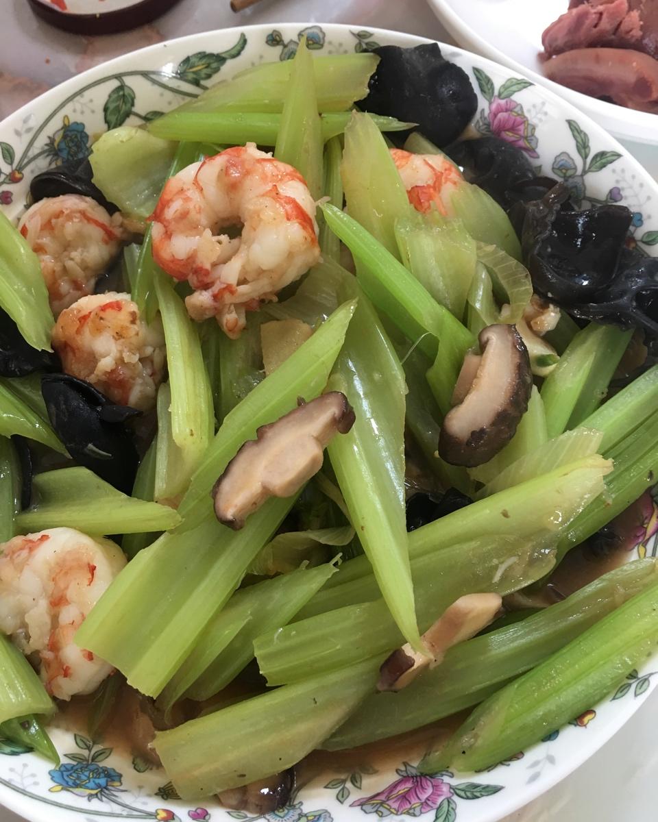 西芹炒虾仁