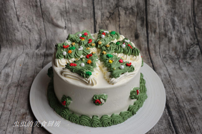 圣诞草莓红丝绒蛋糕