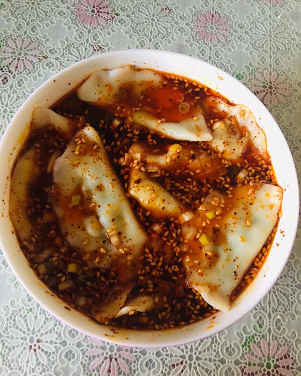 王大厨酸汤面
