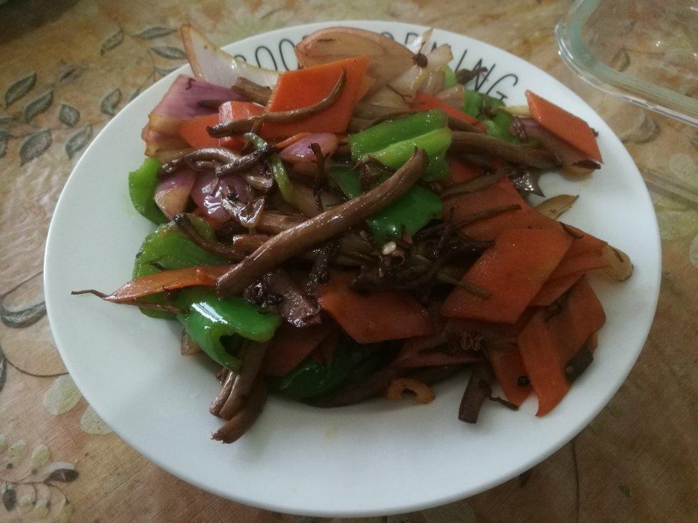 干煸茶树菇