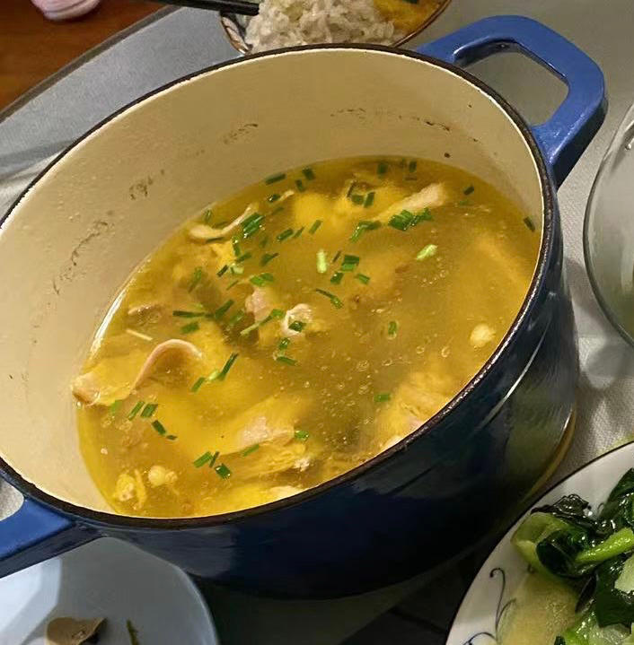 鲜美无敌：清炖鸡汤🐔