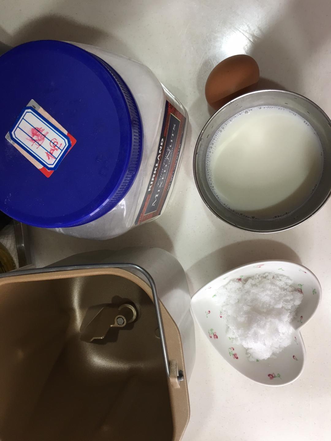 纯奶手撕吐司的做法 步骤1