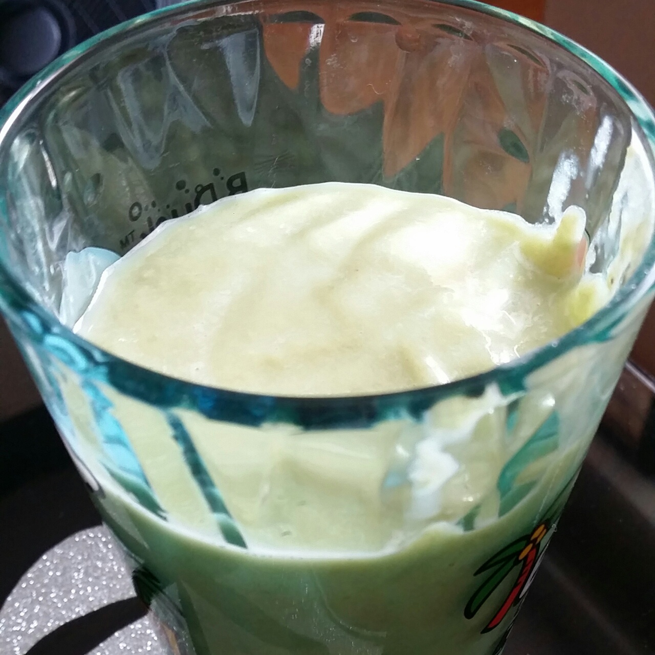 牛油果香蕉奶昔