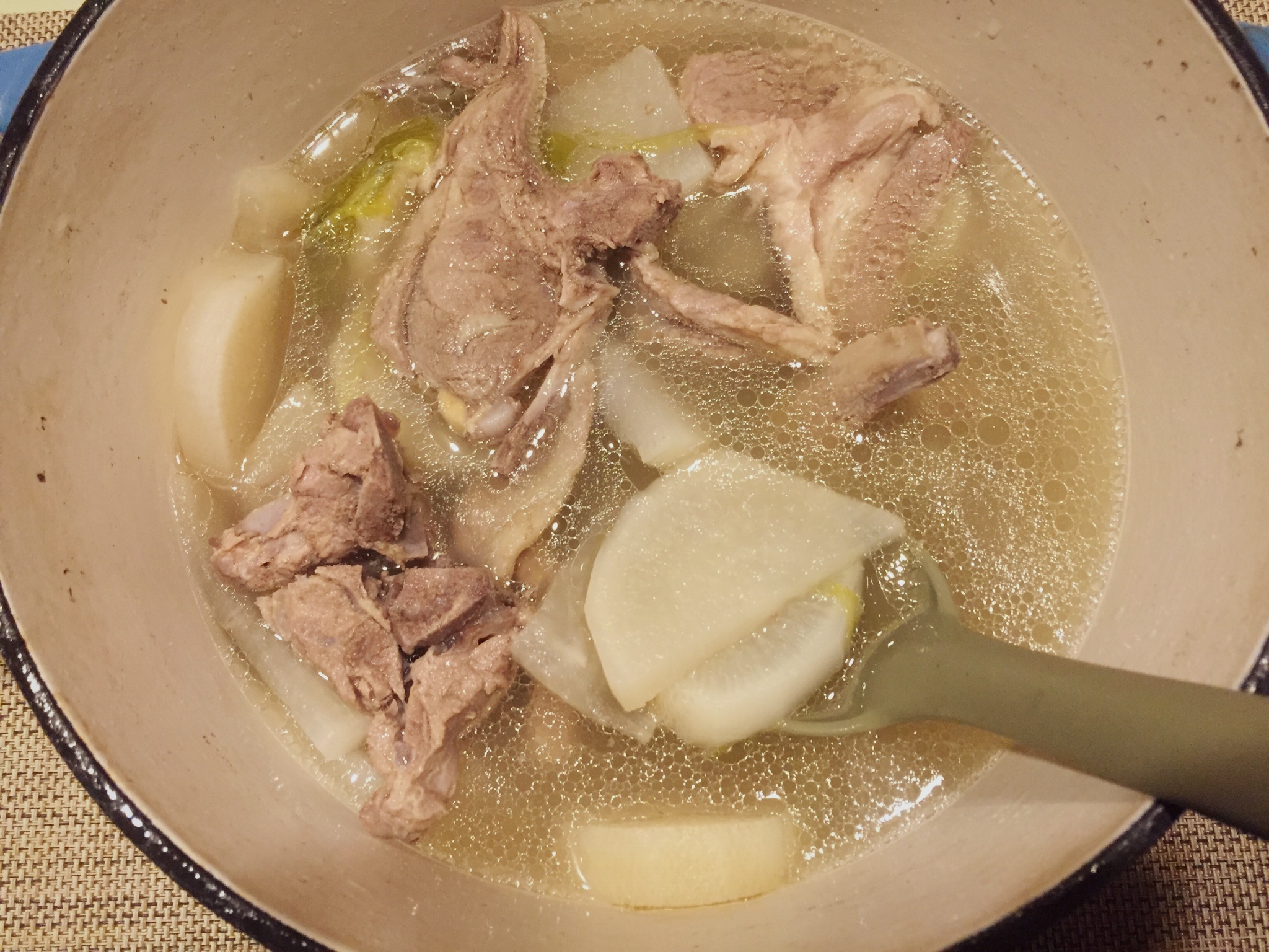 羊肉萝卜汤的做法