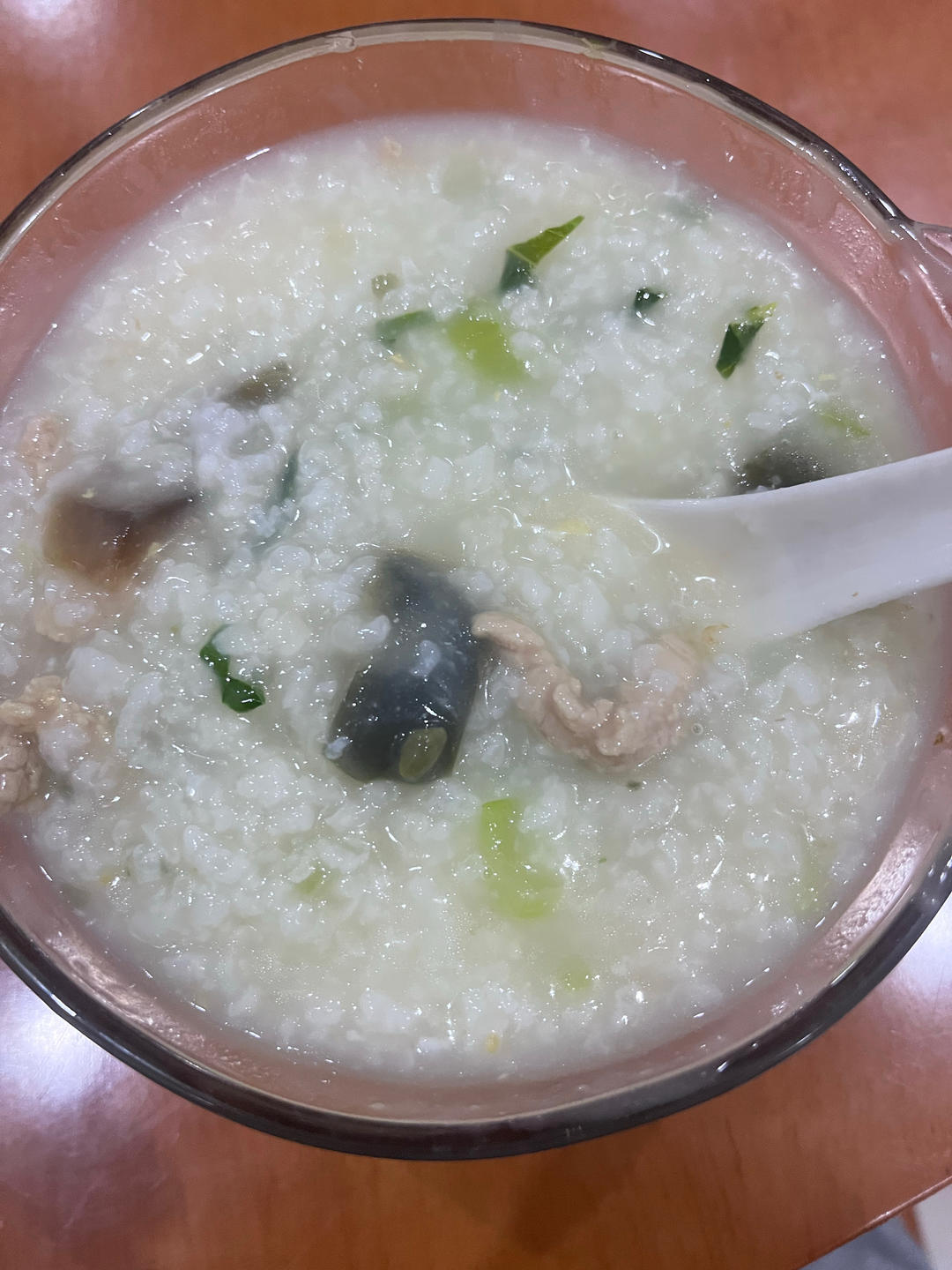 妈妈👩教我做的皮蛋瘦肉粥🥣简单快捷美味😋