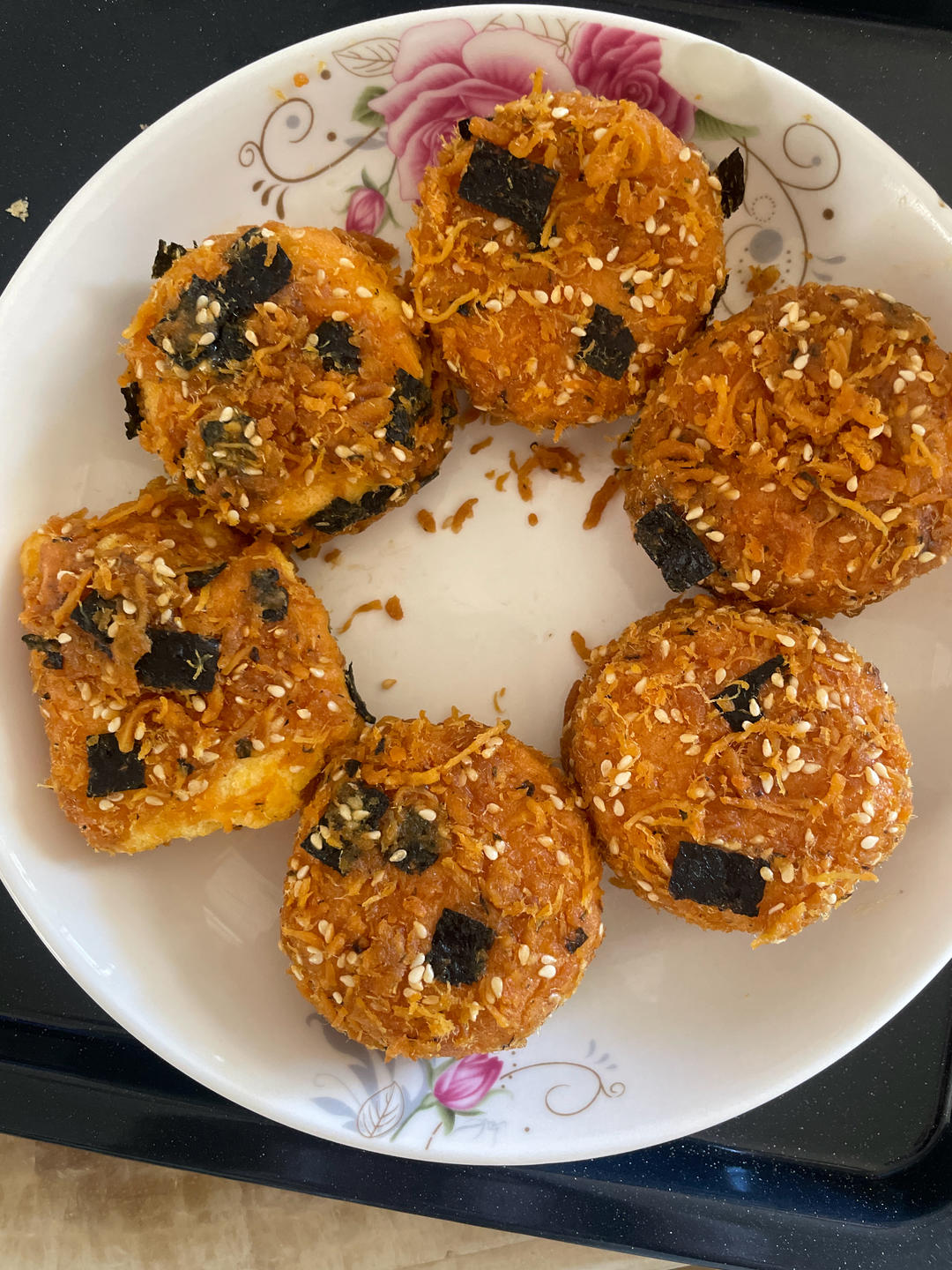 朋友都说比鲍师傅好吃的海苔肉松小贝