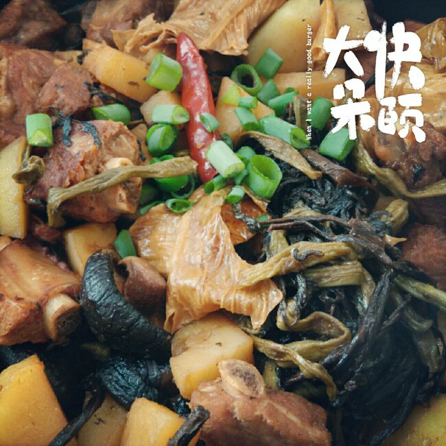 梅干菜香菇蒸排骨