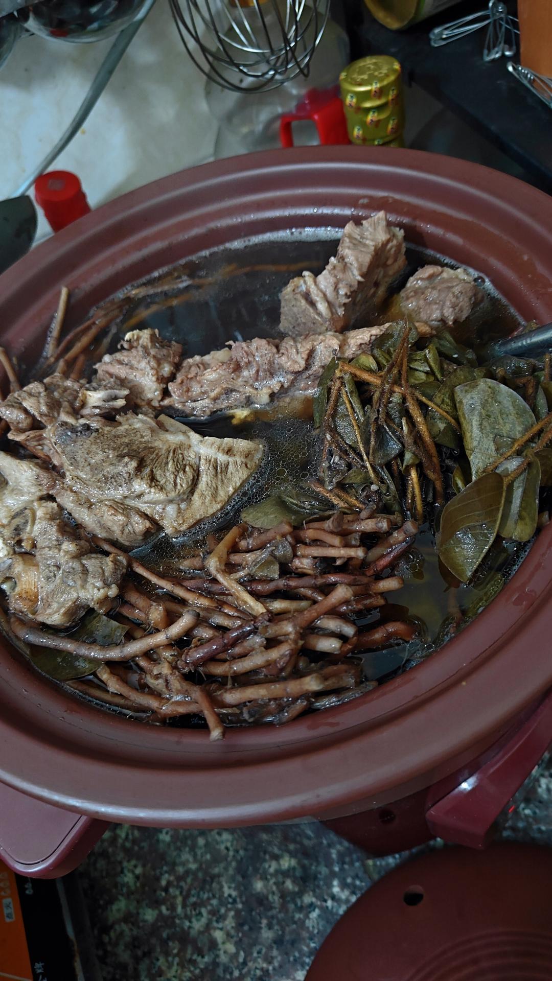 鸡骨草祛湿汤