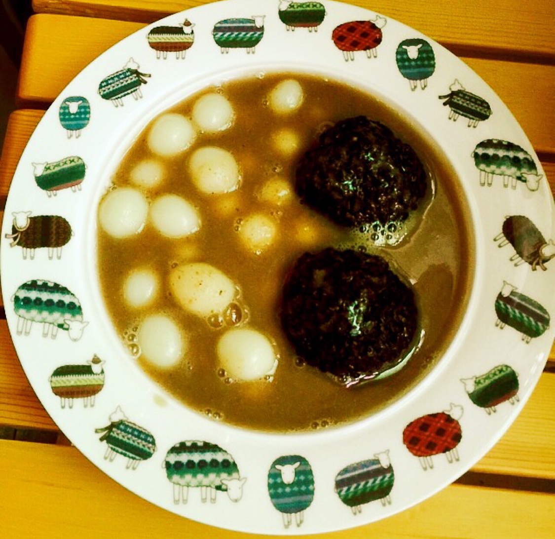 浵-tong做的陈皮红豆沙黑米糯米丸子(豆浆机版)