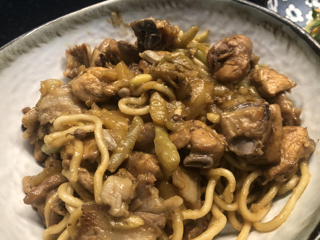 【内蒙铁锅焖面】太香了！外面排队2小时，在家一焖就搞定！