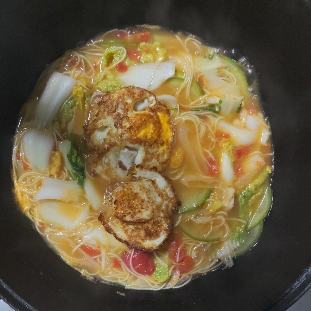 恨不得抱着锅舔的番茄鸡蛋面