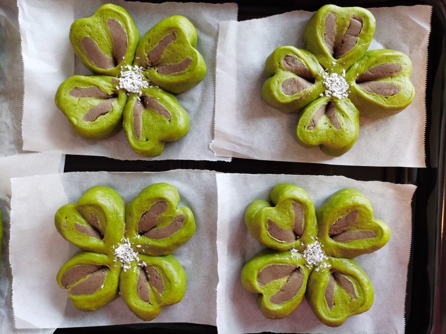 幸运四叶草面包