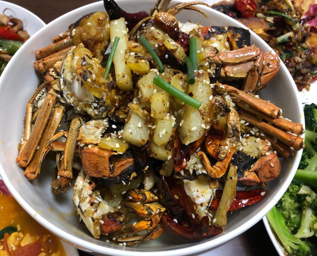 好吃到跳的椒盐面包蟹